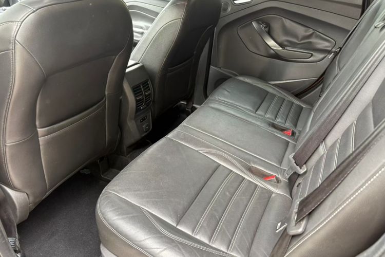 Used Ford Kuga 2017 EcoBoost 180 Four-Wheel Drive Luxury Wing Model Interior 3