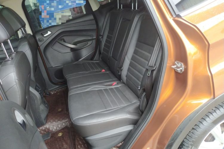 Used Ford Kuga 2017 EcoBoost 180 Two-Wheel-Drive Luxury Wing Edition Interior 4
