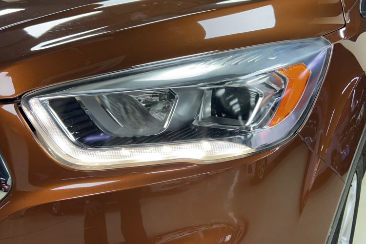 Used Ford Kuga 2017 EcoBoost 180 Two-Wheel-Drive Tiger Leap Model Left Front Headlight