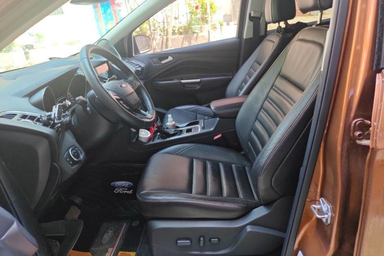 Used Ford Kuga 2017 EcoBoost 180 Four-Wheel Drive Titanium Edition Left Front Seat