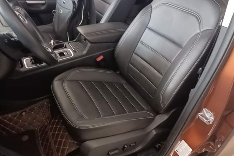 Used Ford Kuga 2017 EcoBoost 245 Four-Wheel Drive Platinum Edition Left Front Seat
