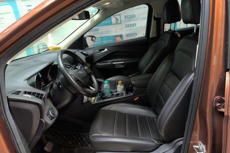 Used Ford Kuga 2017 EcoBoost 180 Two-Wheel-Drive Tiger Leap Model Left Front Seat