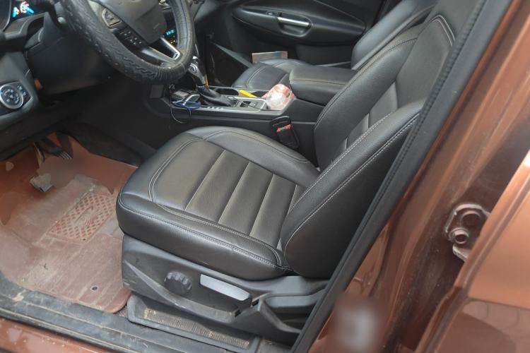 Used Ford Kuga 2017 EcoBoost 180 Two-Wheel-Drive Tiger Leap Model Left Front Seat