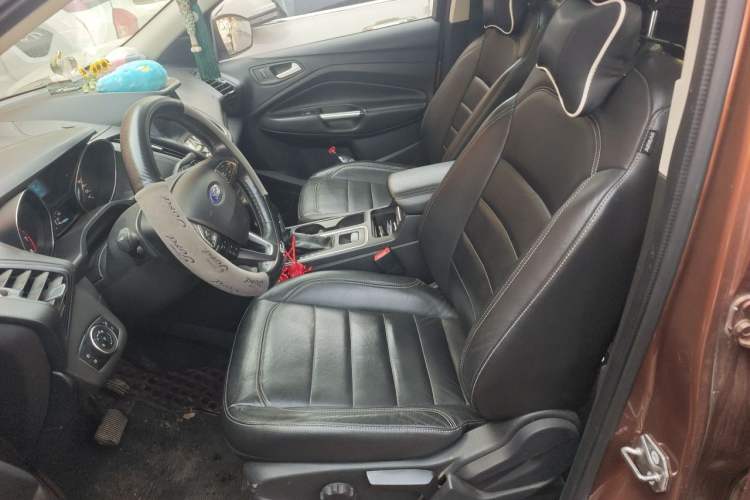 Used Ford Kuga 2017 EcoBoost 180 Two-Wheel-Drive Tiger Leap Model Left Front Seat