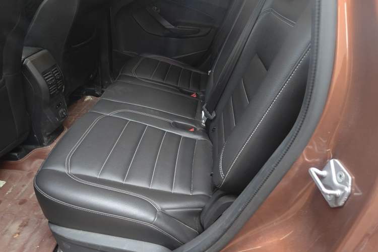 Used Ford Kuga 2017 EcoBoost 180 Two-Wheel-Drive Tiger Leap Model Left Rear Seat
