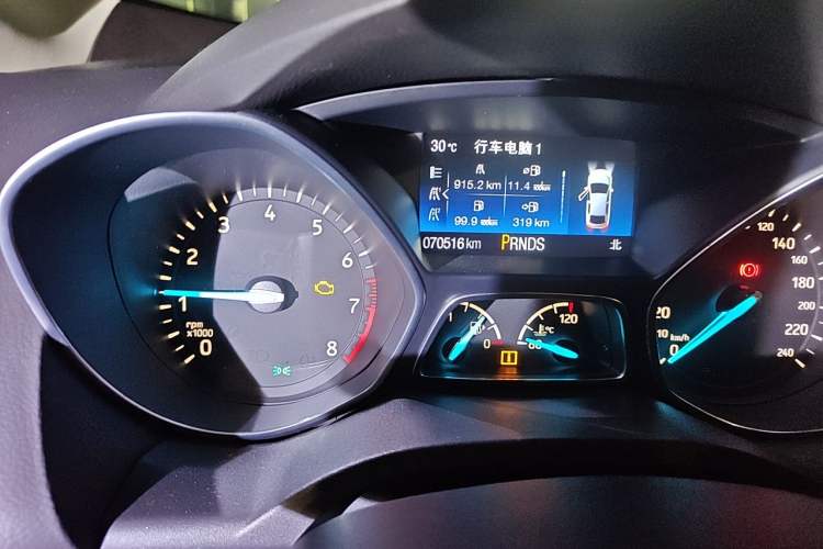 Used Ford Kuga 2017 EcoBoost 180 Two-Wheel-Drive Luxury Wing Edition Odometer Close Up