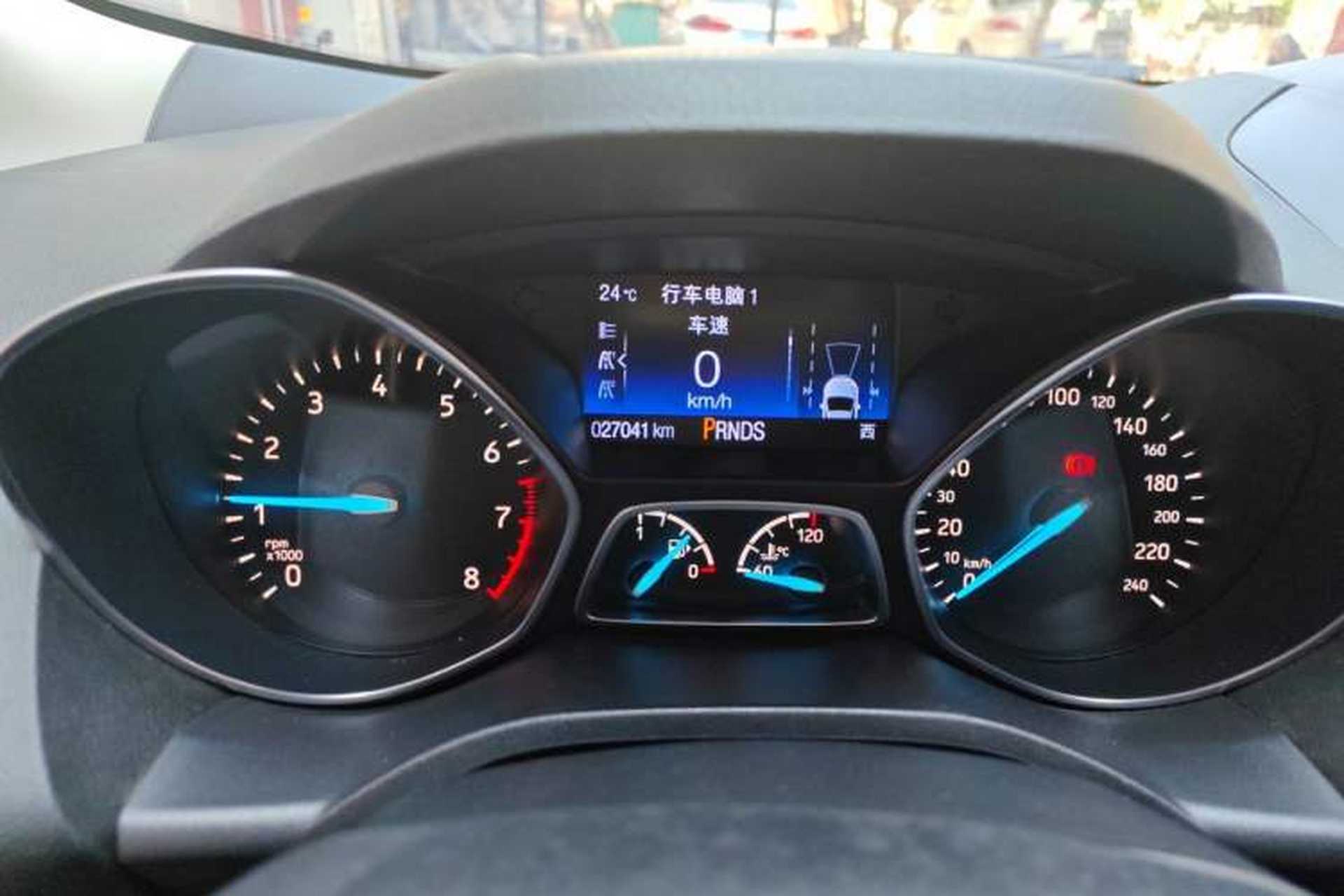Used Ford Kuga 2017 EcoBoost 180 Four-Wheel Drive Titanium Edition Odometer Close Up