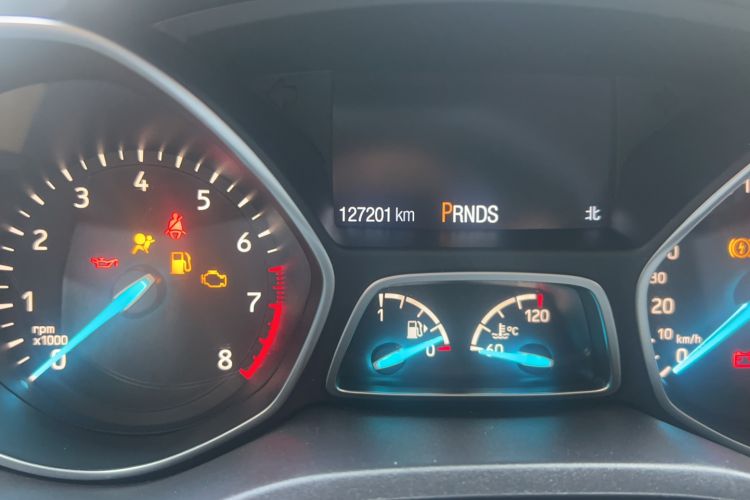 Used Ford Kuga 2017 EcoBoost 180 Four-Wheel Drive Luxury Wing Model Odometer Close Up