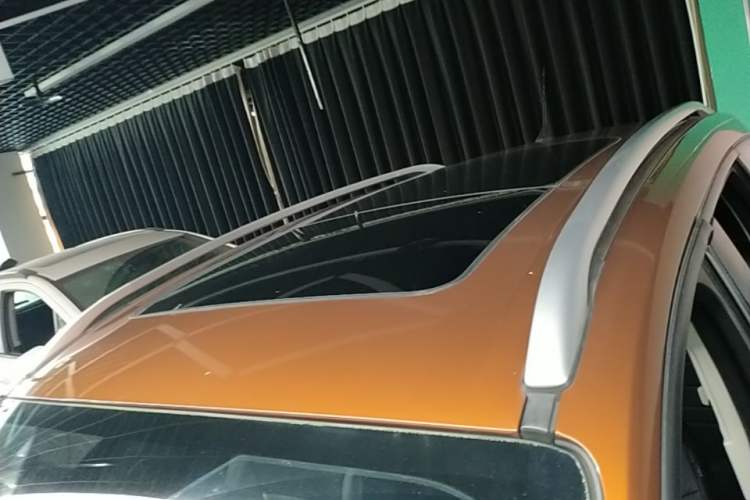 Used Ford Kuga 2017 EcoBoost 180 Two-Wheel-Drive Tiger Leap Model Roof