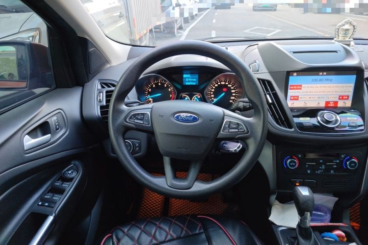 Used Ford Kuga 2017 EcoBoost 180 Two-Wheel-Drive Elite Trim Steering Wheel