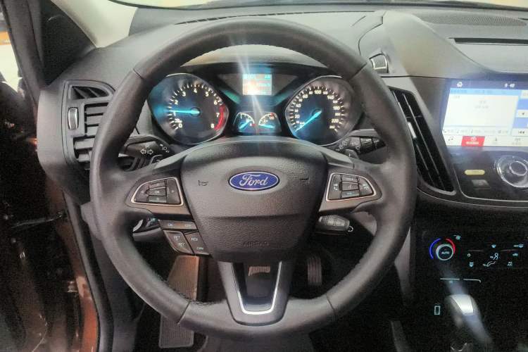 Used Ford Kuga 2017 EcoBoost 180 Two-Wheel-Drive Tiger Leap Model Steering Wheel