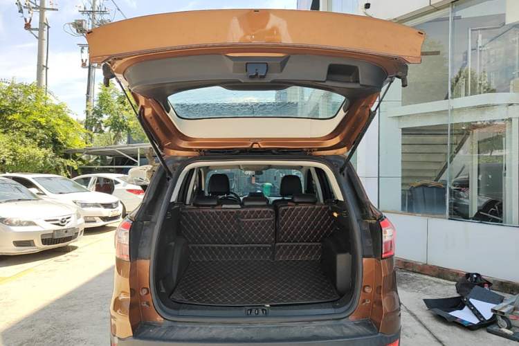 Used Ford Kuga 2017 EcoBoost 180 Two-Wheel-Drive Elite Trim Trunk