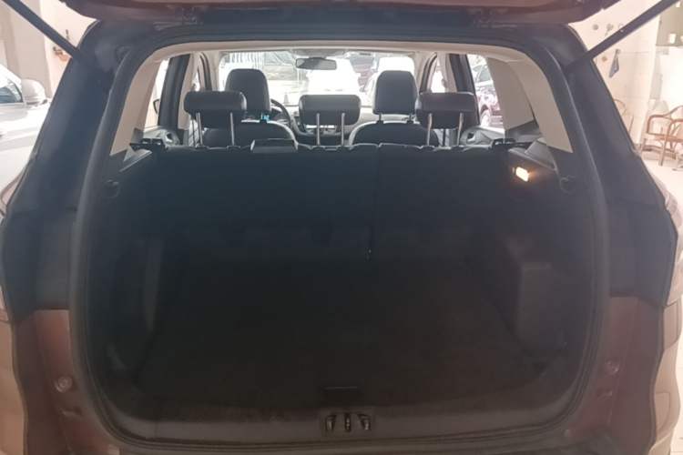 Used Ford Kuga 2017 EcoBoost 245 Four-Wheel Drive Platinum Edition Trunk