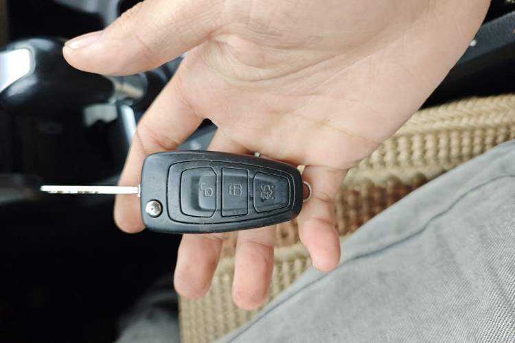 Used Ford Kuga 2017 EcoBoost 180 Two-Wheel-Drive Tiger Leap Model Vehicle Key