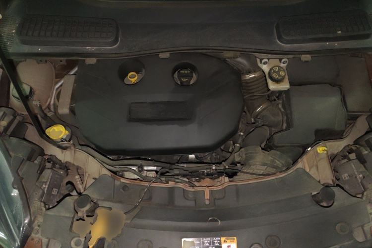 Used Ford Kuga 2017 EcoBoost 245 Four-Wheel-Drive Sport Model Engine Bay