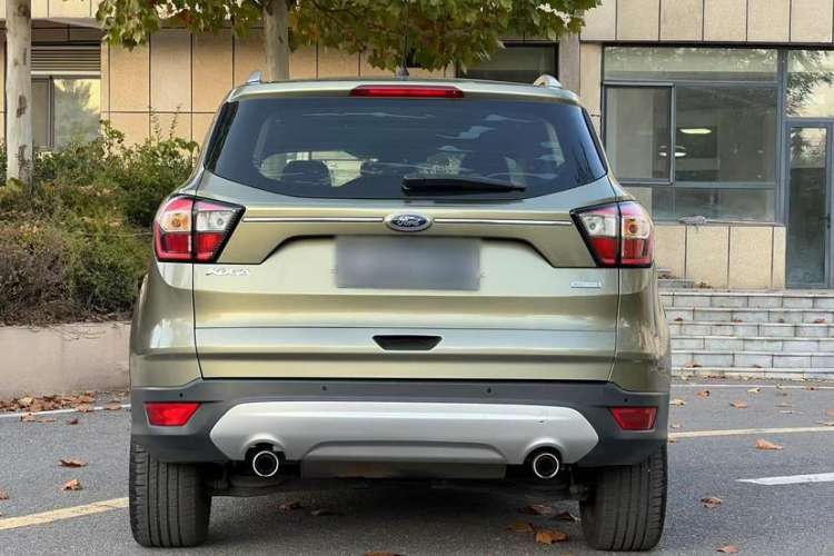 Used Ford Kuga 2017 EcoBoost 180 Two-Wheel-Drive Platinum Edition Exterior 4
