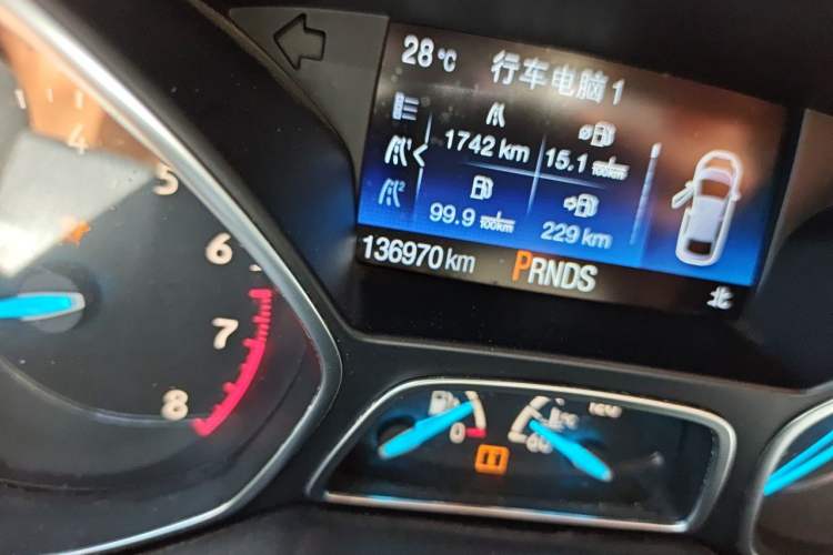 Used Ford Kuga 2017 EcoBoost 180 Four-Wheel Drive Luxury Wing Model Odometer Close Up