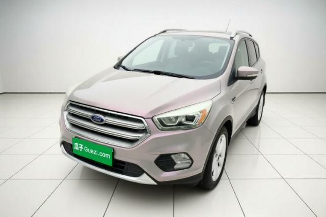 Ford Kuga 2017 EcoBoost 180 Two-Wheel-Drive Elite Trim d’occasion