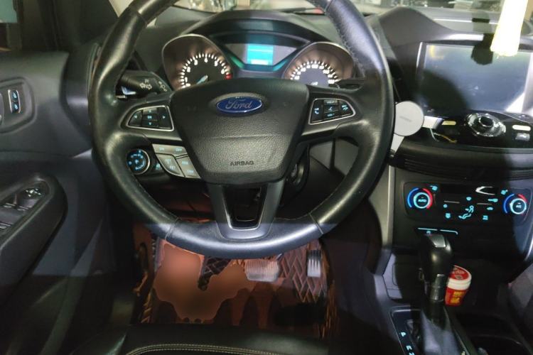 Used Ford Kuga 2017 EcoBoost 180 Two-Wheel-Drive Tiger Leap Model Steering Wheel