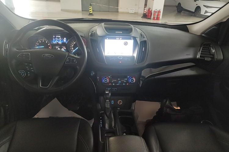 Used Ford Kuga 2017 EcoBoost 180 Two-Wheel-Drive Luxury Wing Edition Center Console