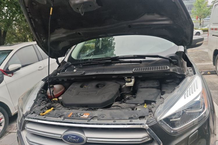 Used Ford Kuga 2017 EcoBoost 245 Four-Wheel Drive Titanium Edition Engine Bay