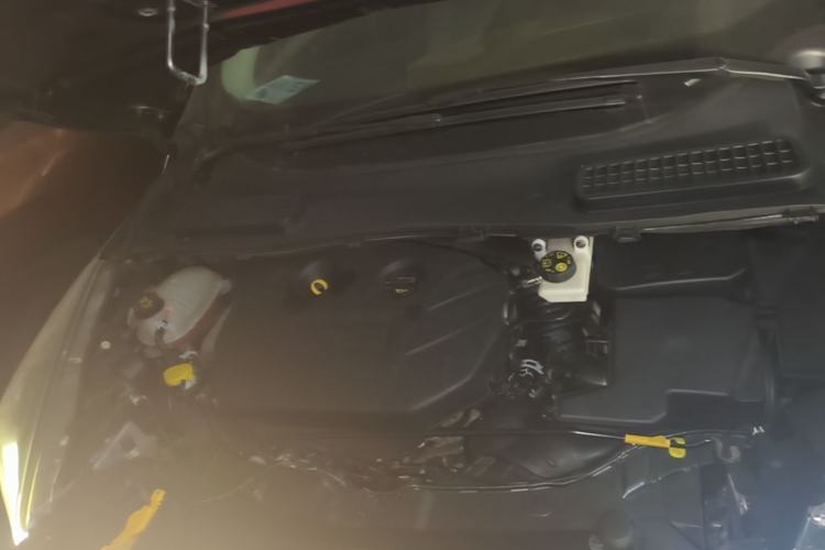 Used Ford Kuga 2017 EcoBoost 245 Four-Wheel-Drive Sport Model Engine Bay