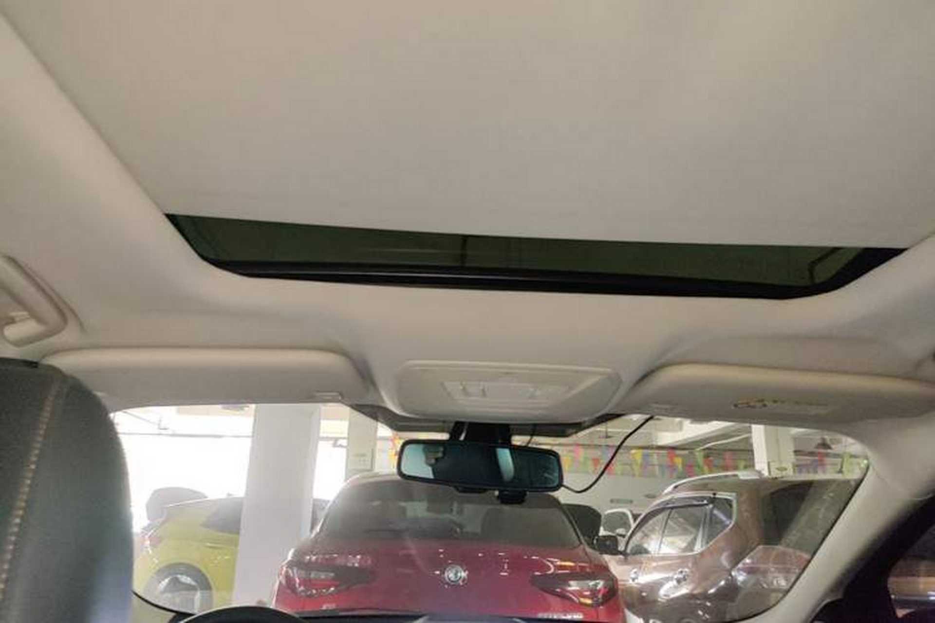 Used Ford Kuga 2017 EcoBoost 245 Four-Wheel-Drive Sport Model Headliner