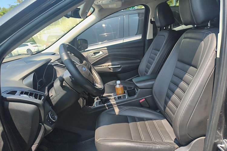 Used Ford Kuga 2017 EcoBoost 180 Four-Wheel Drive Luxury Wing Model Left Front Seat