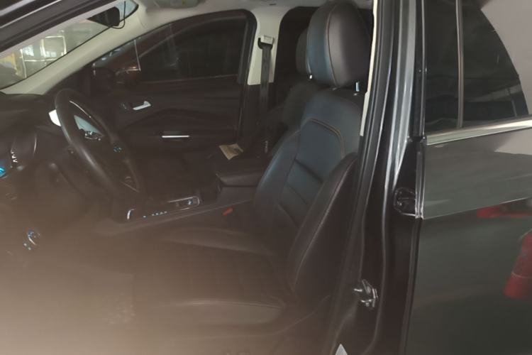 Used Ford Kuga 2017 EcoBoost 245 Four-Wheel-Drive Sport Model Left Front Seat