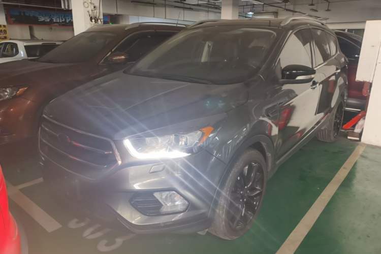 Used Ford Kuga 2017 EcoBoost 245 Four-Wheel-Drive Sport Model Guazi used car, China used car export, Used car for sale, Used  cars, Cheapest cars for sale