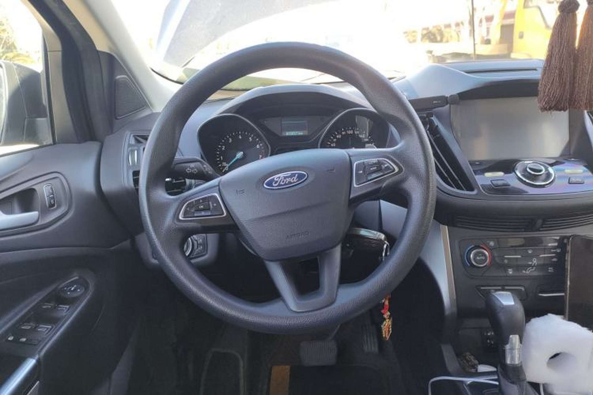Used Ford Kuga 2017 EcoBoost 180 Two-Wheel-Drive Platinum Edition Steering Wheel