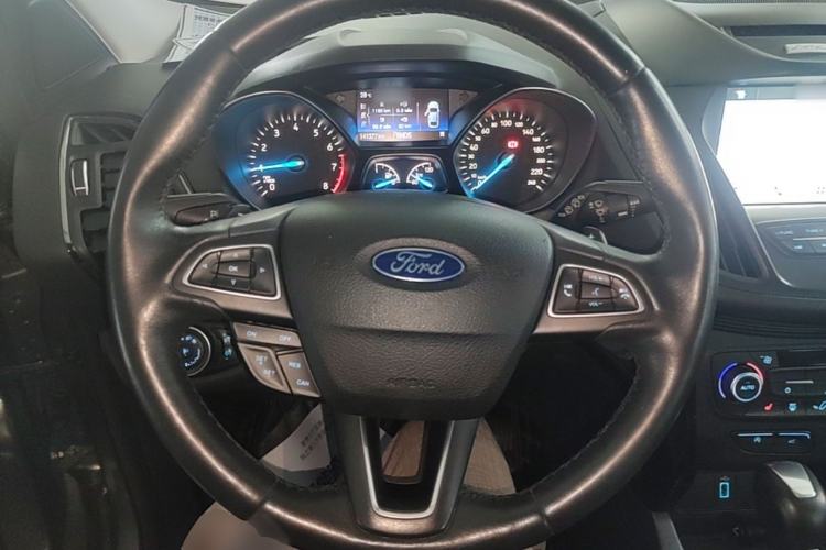 Used Ford Kuga 2017 EcoBoost 180 Two-Wheel-Drive Luxury Wing Edition Steering Wheel