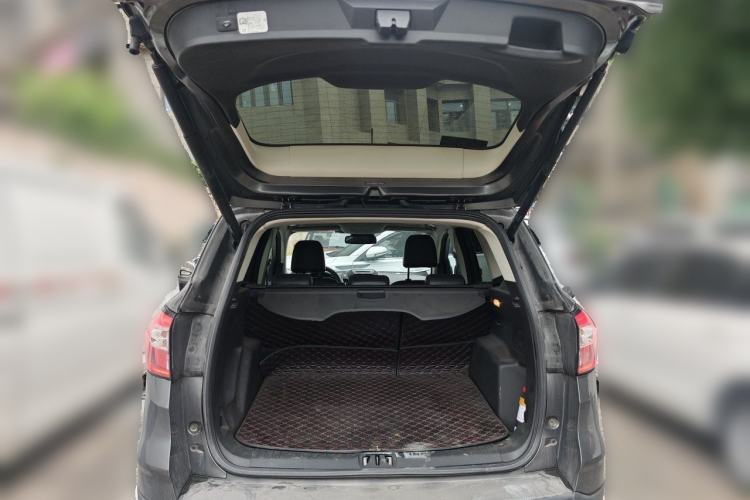 Used Ford Kuga 2017 EcoBoost 245 Four-Wheel Drive Titanium Edition Trunk
