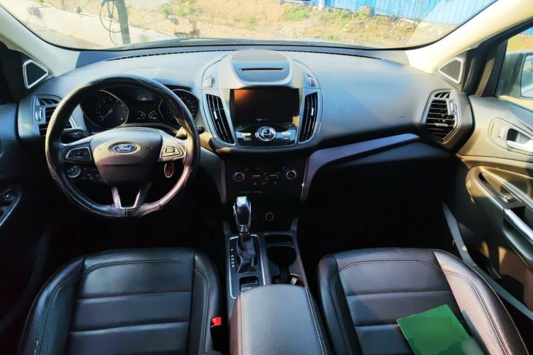 Used Ford Kuga 2017 EcoBoost 180 Two-Wheel-Drive Tiger Leap Model Center Console