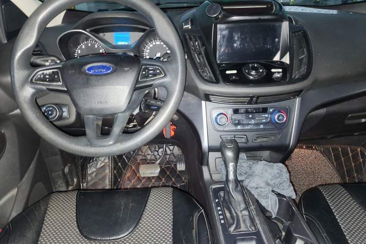 Used Ford Kuga 2017 EcoBoost 180 Two-Wheel-Drive Elite Trim Center Console