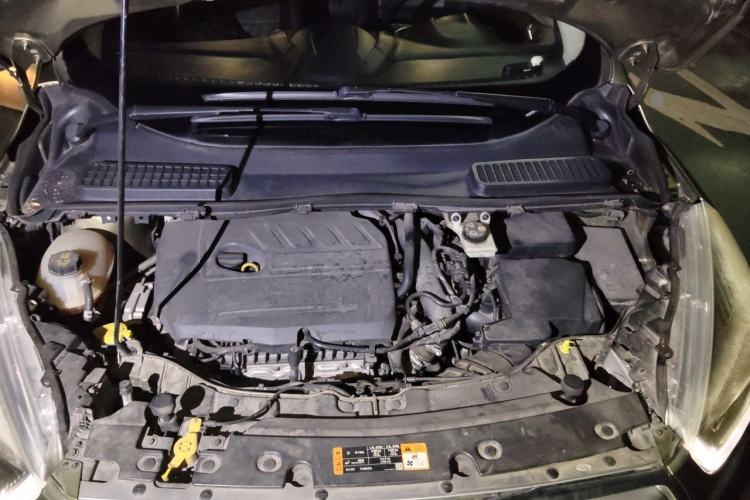 Used Ford Kuga 2017 EcoBoost 180 Two-Wheel-Drive Platinum Edition Engine Bay