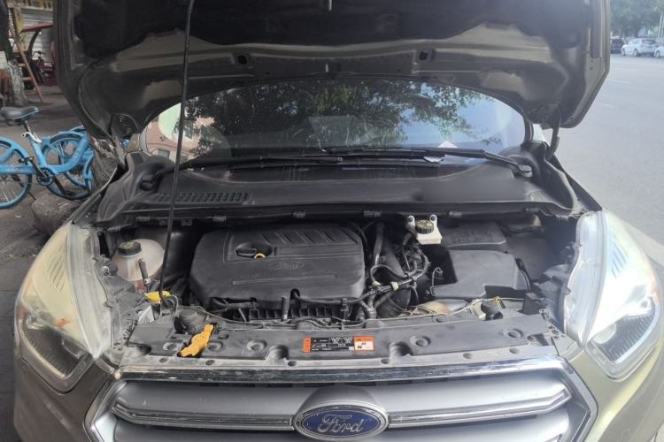 Used Ford Kuga 2017 EcoBoost 180 Two-Wheel-Drive Luxury Wing Edition Engine Bay