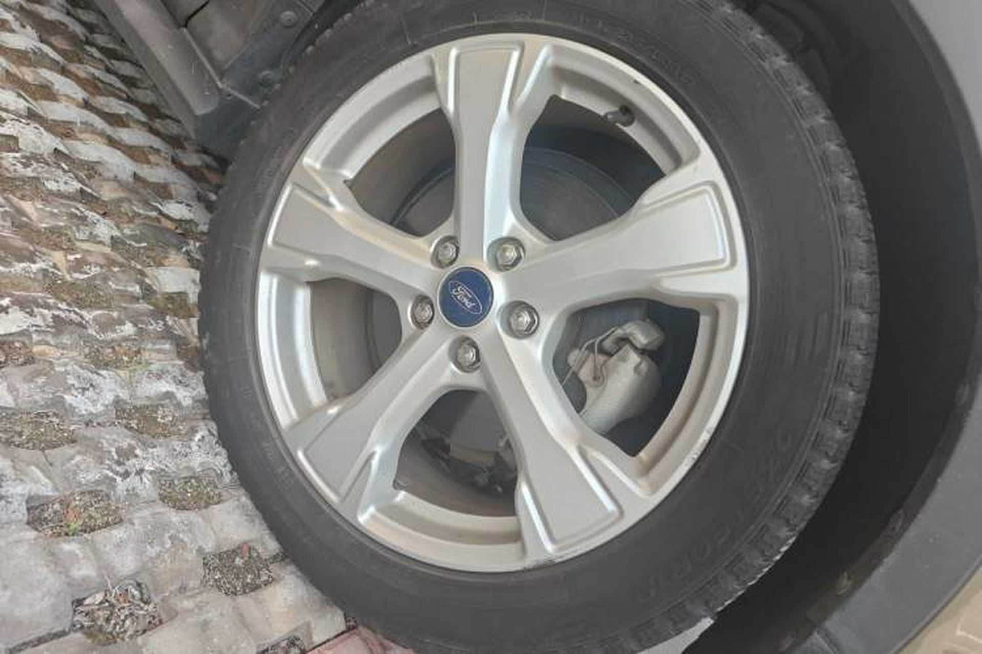 Used Ford Kuga 2017 EcoBoost 180 Two-Wheel-Drive Elite Trim Exterior 1