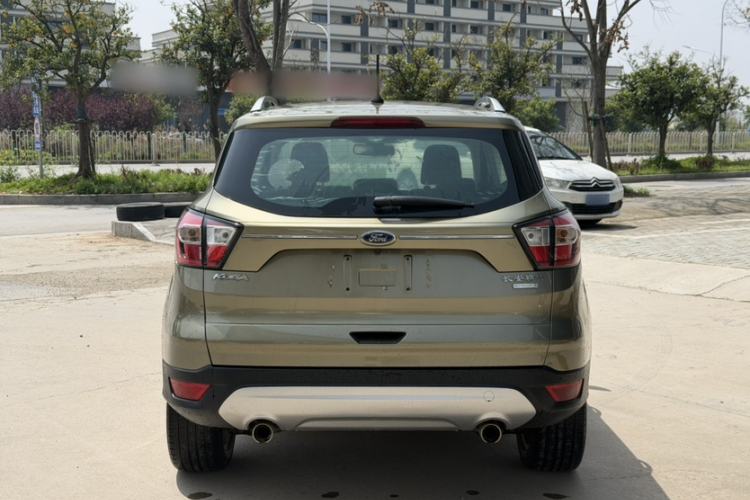 Used Ford Kuga 2017 EcoBoost 180 Two-Wheel-Drive Platinum Edition Exterior 1