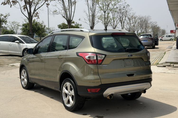 Used Ford Kuga 2017 EcoBoost 180 Two-Wheel-Drive Platinum Edition Exterior 3