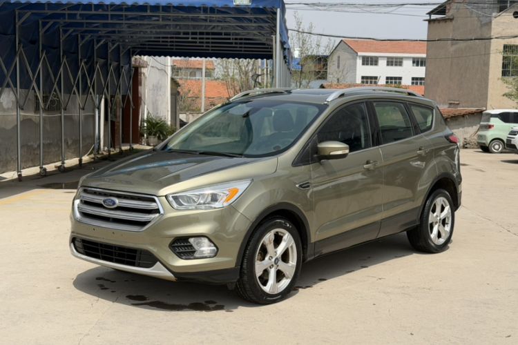 Used Ford Kuga 2017 EcoBoost 180 Two-Wheel-Drive Platinum Edition Front Left 45 Deg