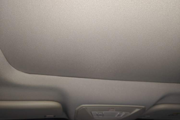 Used Ford Kuga 2017 EcoBoost 180 Four-Wheel Drive Luxury Wing Model Headliner