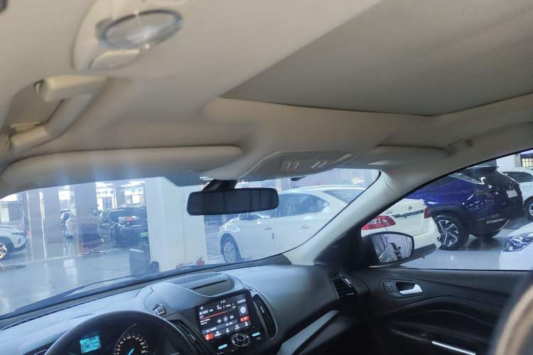 Used Ford Kuga 2017 EcoBoost 180 Two-Wheel-Drive Platinum Edition Headliner