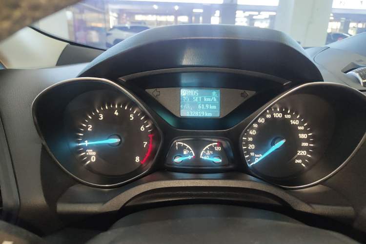 Used Ford Kuga 2017 EcoBoost 180 Two-Wheel-Drive Platinum Edition Instrument Cluster