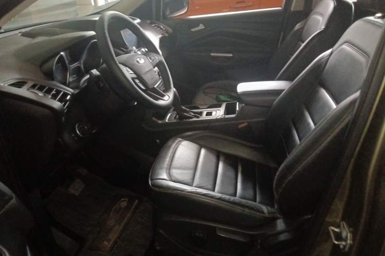 Used Ford Kuga 2017 EcoBoost 180 Two-Wheel-Drive Tiger Leap Model Left Front Seat