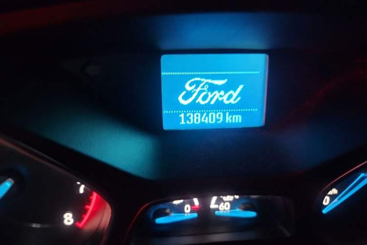 Used Ford Kuga 2017 EcoBoost 180 Two-Wheel-Drive Elite Trim Odometer Close Up