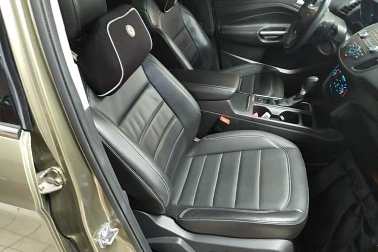 Used Ford Kuga 2017 EcoBoost 245 Four-Wheel Drive Platinum Edition Right Front Seat