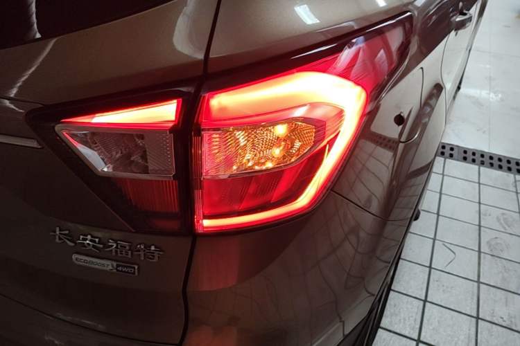 Used Ford Kuga 2017 EcoBoost 245 Four-Wheel Drive Platinum Edition Right Rear Taillight