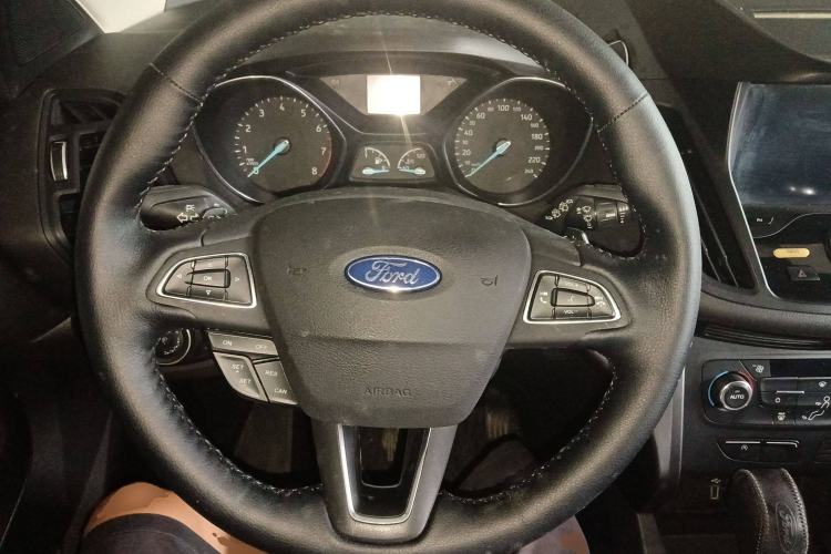 Used Ford Kuga 2017 EcoBoost 180 Two-Wheel-Drive Tiger Leap Model Steering Wheel