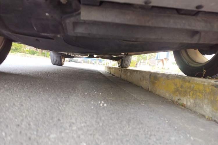 Used Ford Kuga 2017 EcoBoost 180 Two-Wheel-Drive Elite Trim Chassis Front